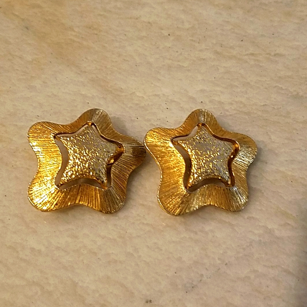 Clip on earrings
